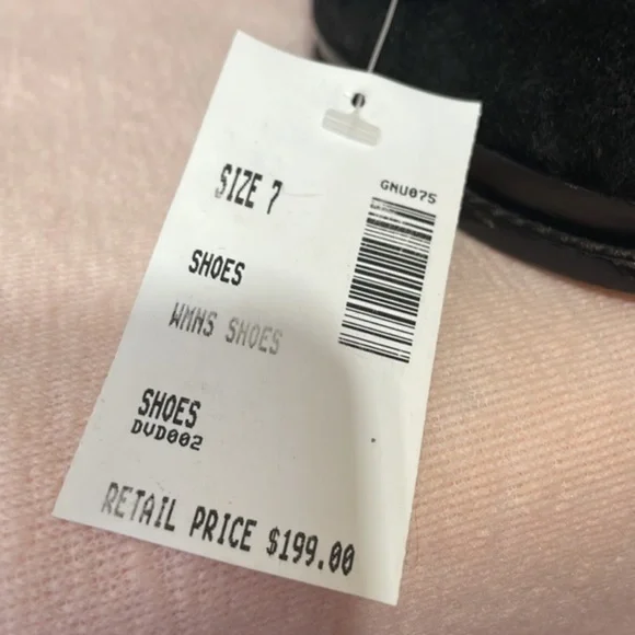 NWT Charles David Black Suede Tassel Fringe Block Heel Pumps Size 7 - Picture 10 of 12